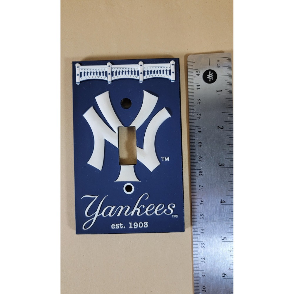 New York Yankees MLB Light Switch Cover Plate Navy Blue White Stadium Logo